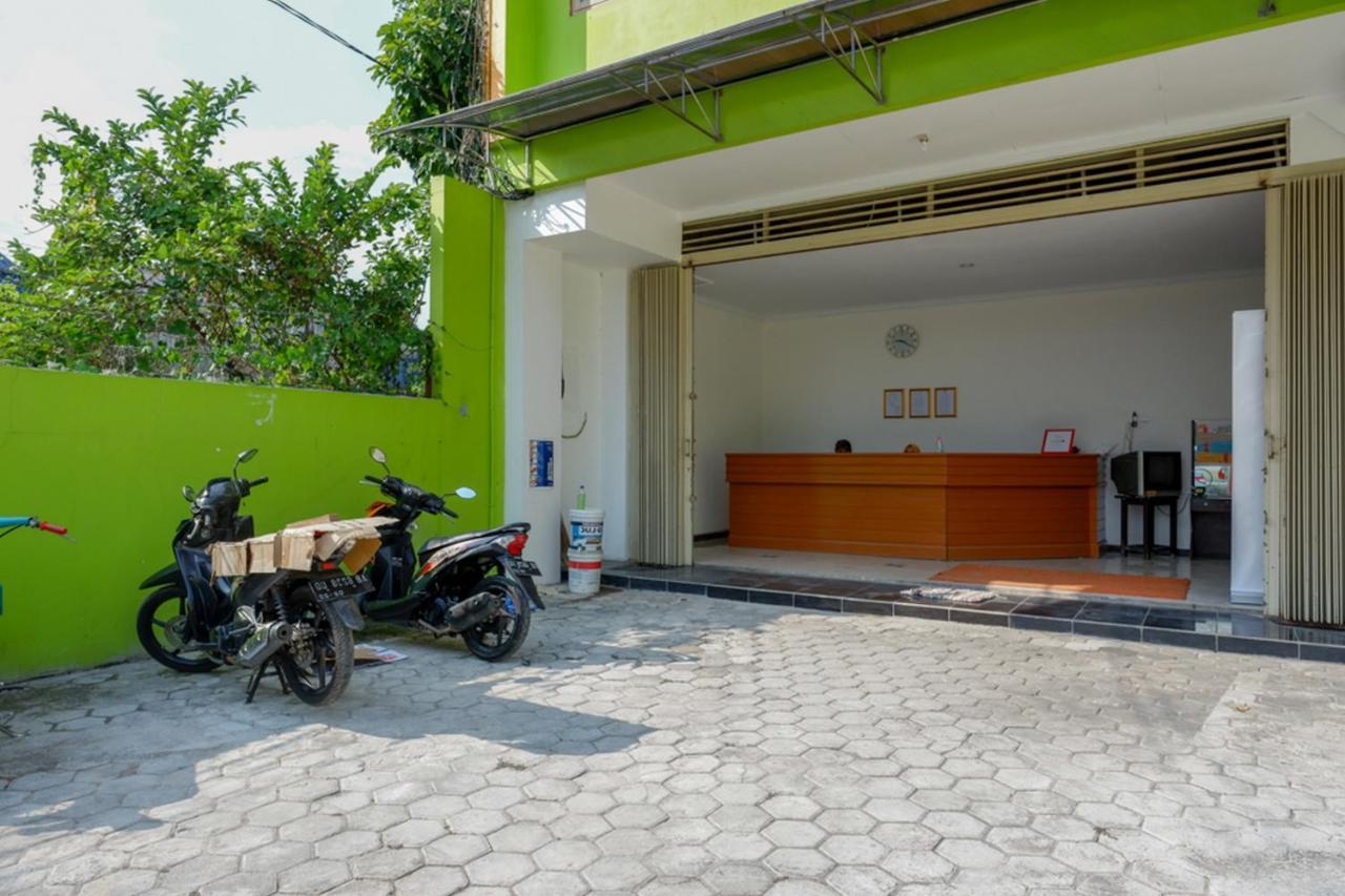 Reddoorz @ Jalan Wonosari Km.9 Hotel