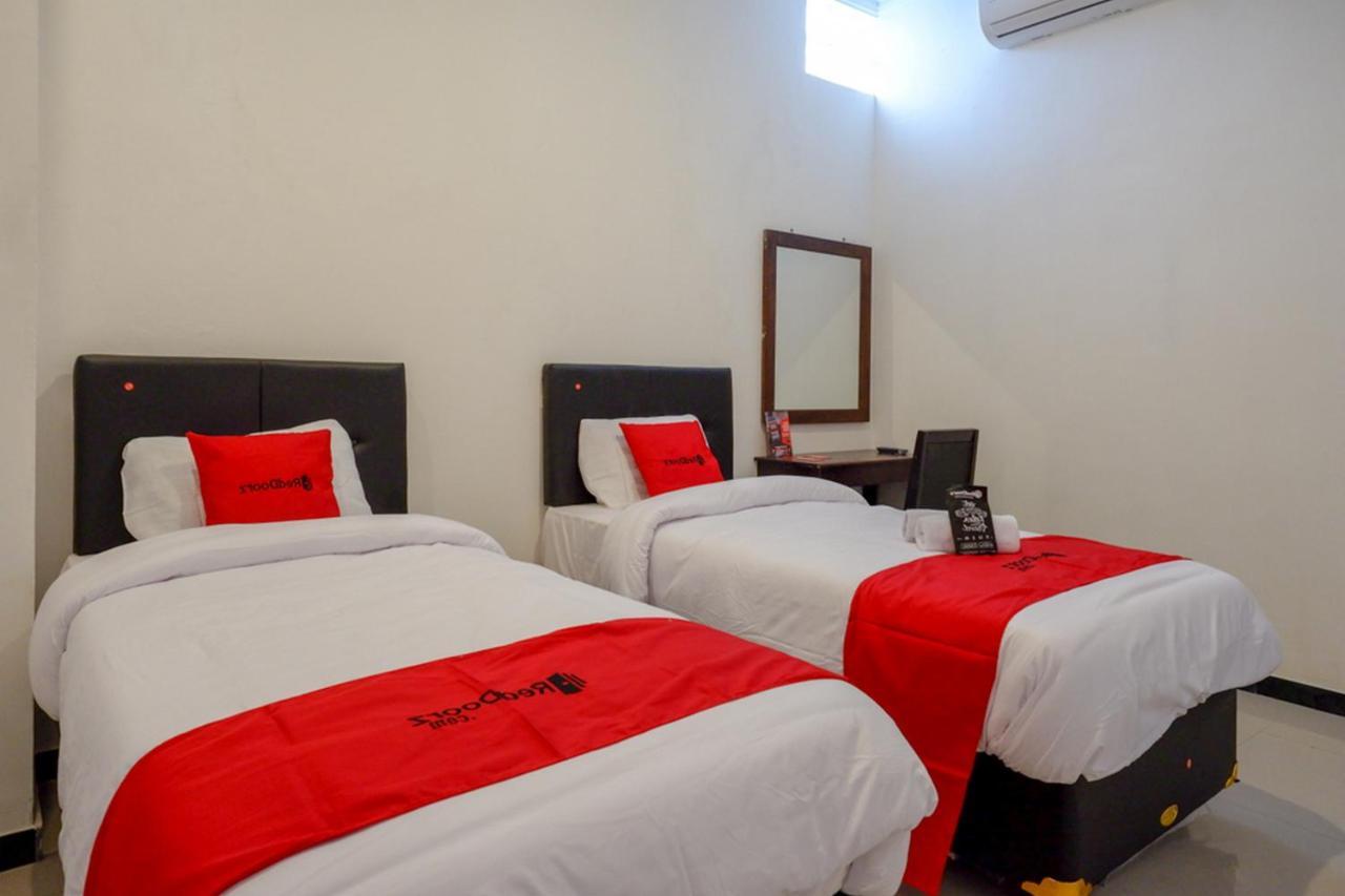 Hotel Reddoorz @ Jalan Wonosari Km.9