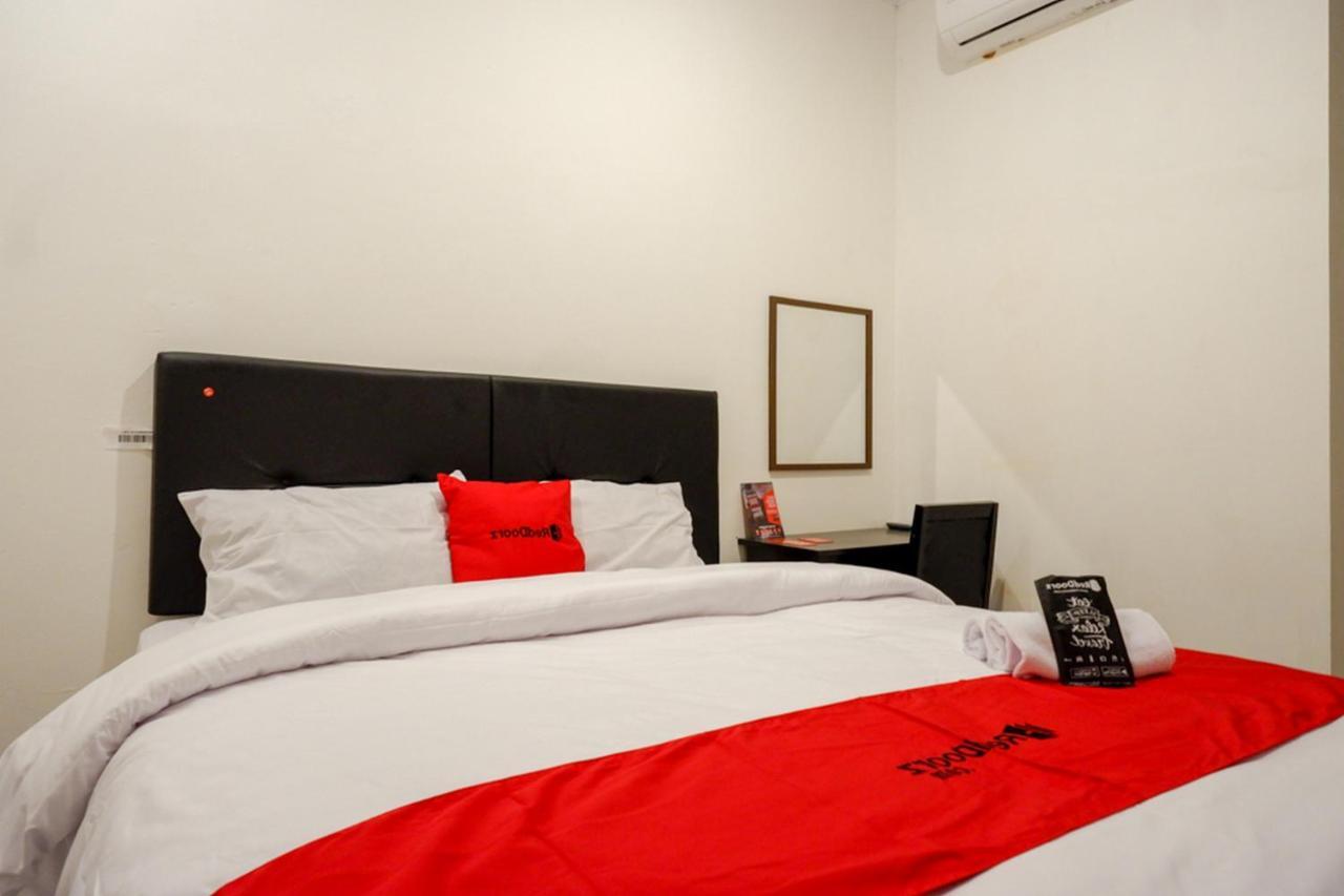 Reddoorz @ Jalan Wonosari Km.9 Hotel 2*