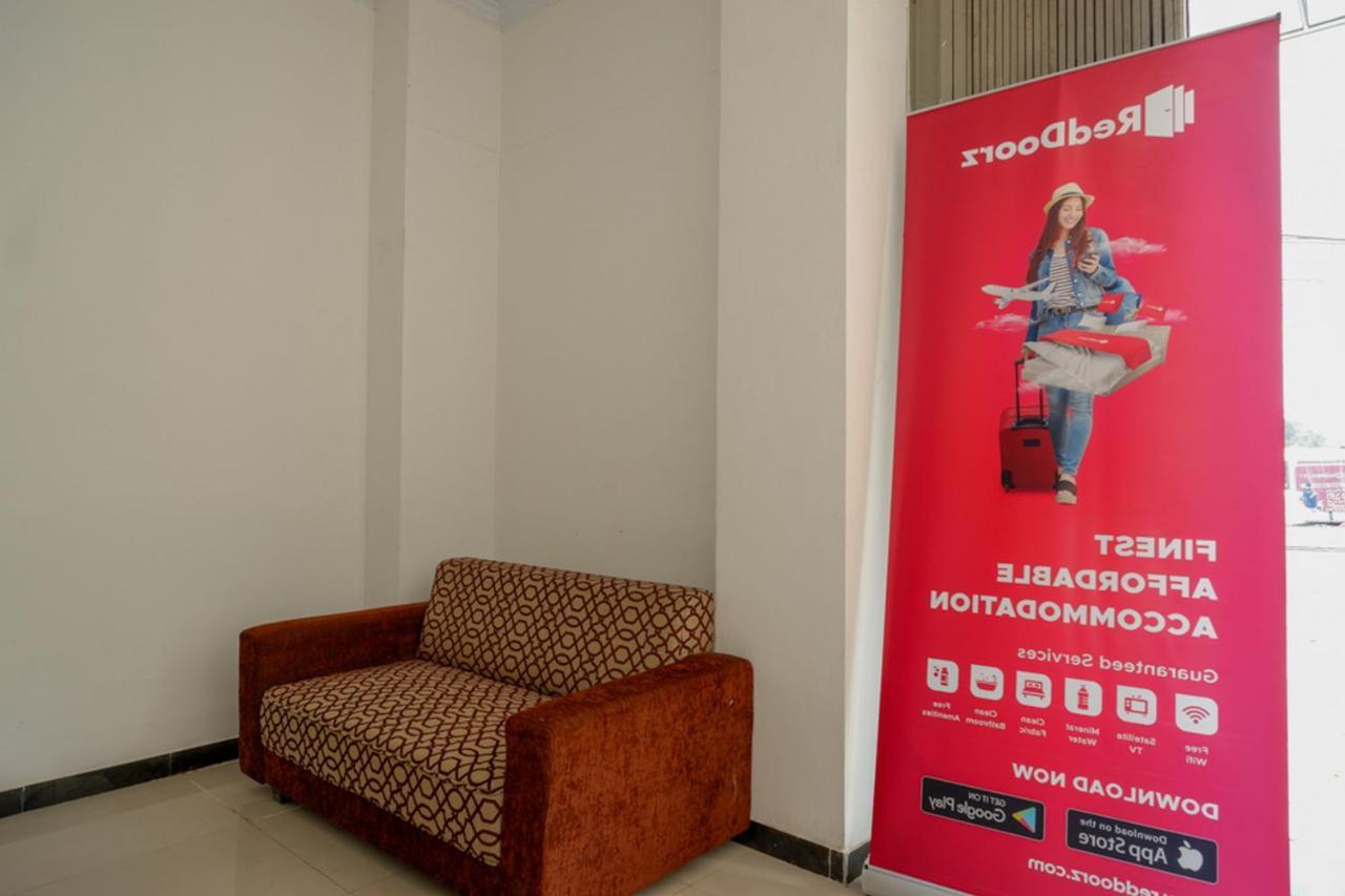 Reddoorz @ Jalan Wonosari Km.9 2*