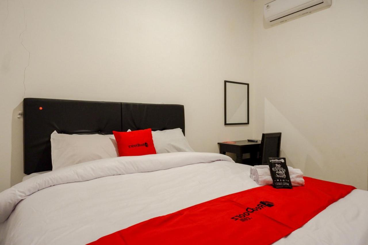 Reddoorz @ Jalan Wonosari Km.9 Hotel